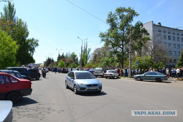 Подборка фото с референдума