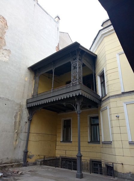 Куда пойти в Петербурге?