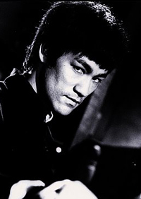 Кто им дал чёрные пояса?