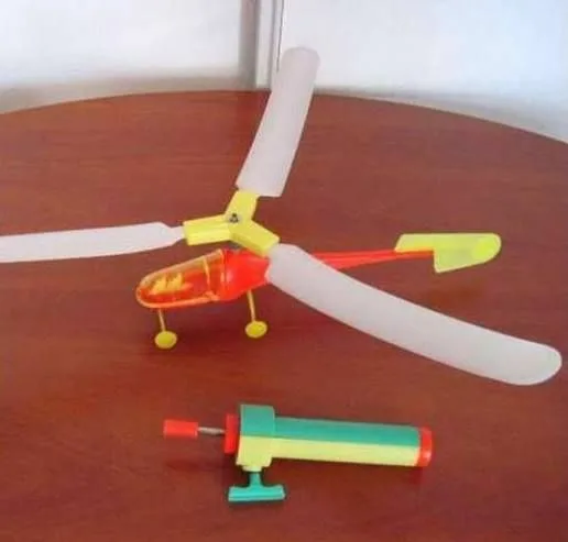 Инженер-самоучка создал на 3D-принтере дрон X-wing со скоростью до 216 км/ч 
