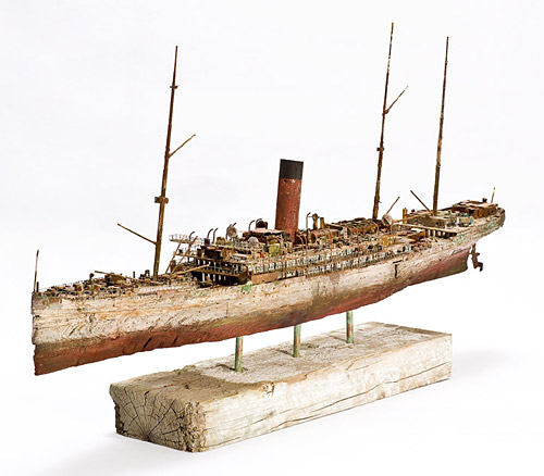 Модели древних судов из вторсырья