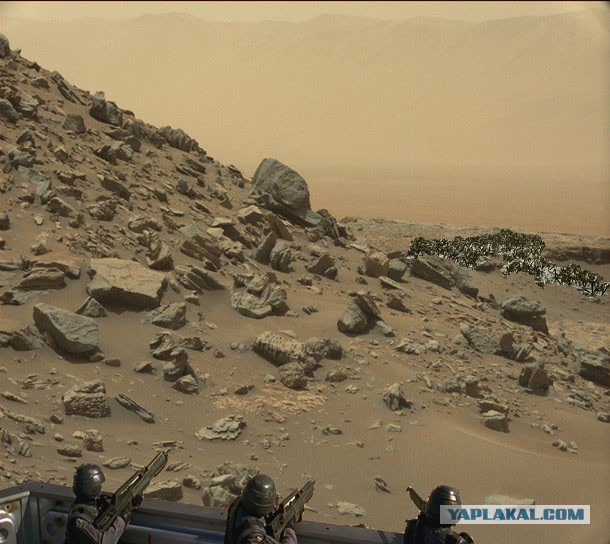 Получены первые цветные фото марсианских скал с зонда Curiosity.