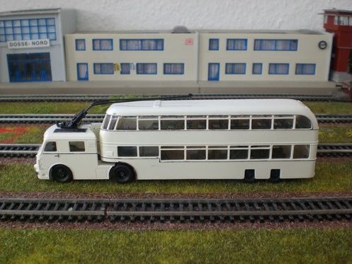 Игра на ЯПе: Угадай АВТО-3