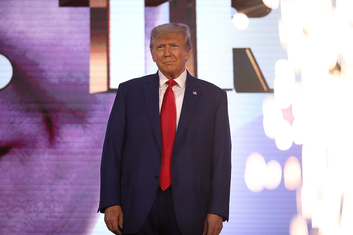 Трамп готов завершить войну без открытия Ормузского пролива