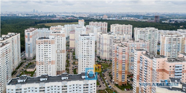 Осталось поставить забор: спальные районы Москвы превращаются в загоны для бедных.