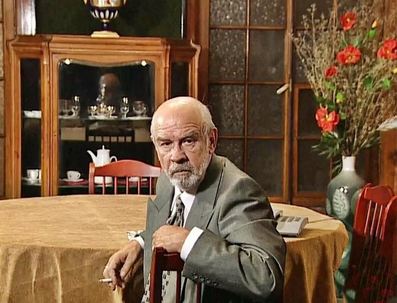 Лев борисов фото. Лев борисов бандитский петербург. Лев борисов бандитский петербург. Актер лев борисов бандитский петербург. Лев борисов антибиотик.