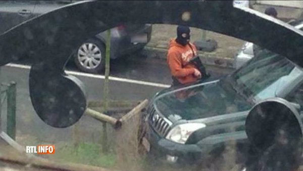 В Брюсселе вновь прогремел взрыв в районе проведения спецоперации