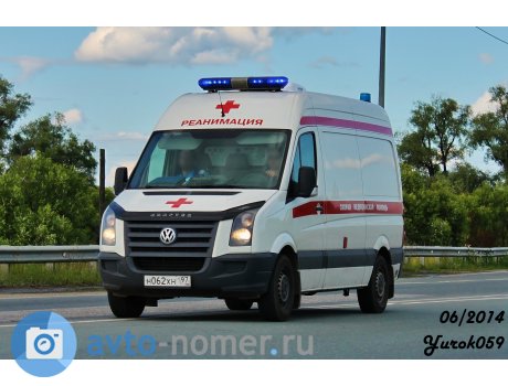 Фото автомобиля скорой помощи с московскими номера