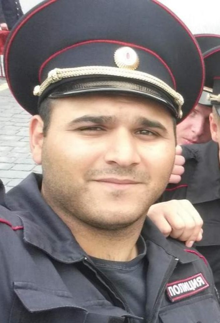 Участковый запихнул капитана в багажник, вывез в лес и изнасиловал