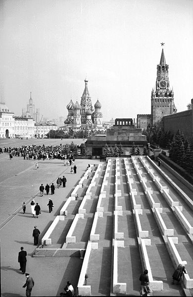 Москва и москвичи. Двадцатый век. 14.01.25