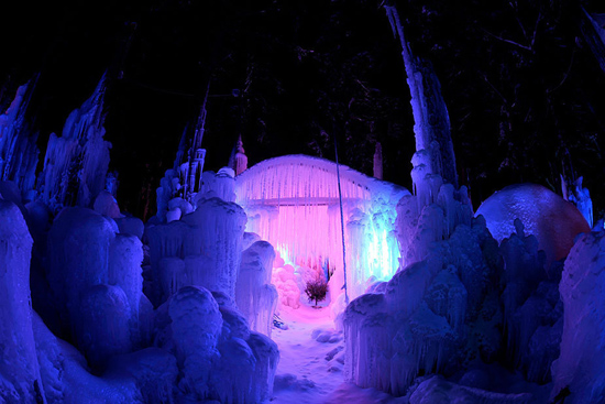 Ледовый дворец Швейцарии (14 фото)
