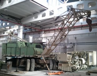 Самый мощный самоходный подъемный кран