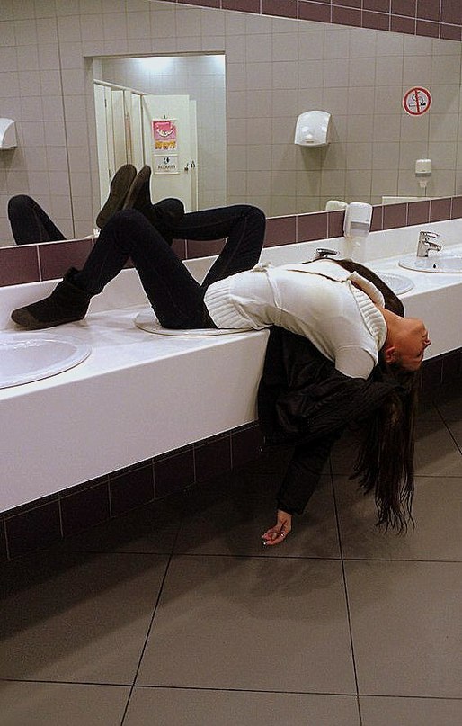 Ужасы и приколы из соцсетей 18+