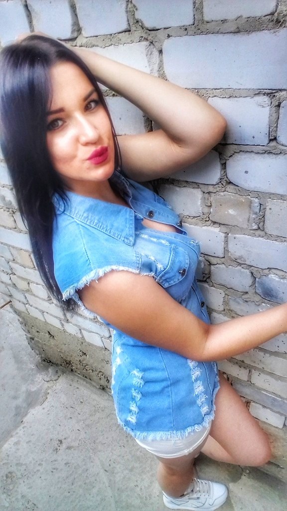 Приятные девушки из сети