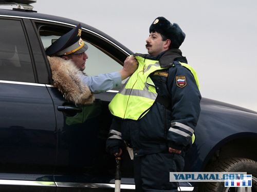 Instagram по требованию суда удалил фотографии и видео о личной жизни Дерипаски, а РКН заблокировал сайт Навального