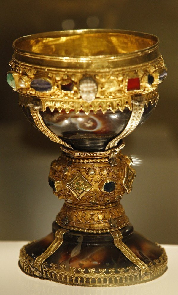 А из какой кружки вы пьёте на работе?