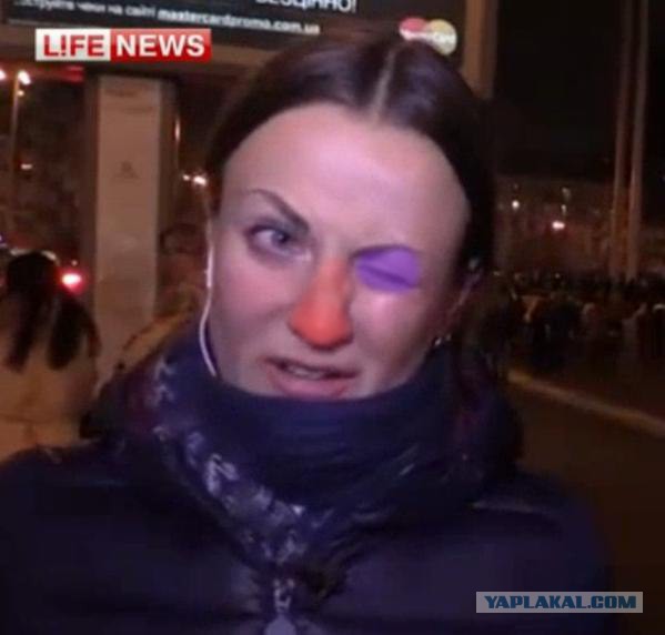 Корреспондента LifeNews в Киеве избили журналисты