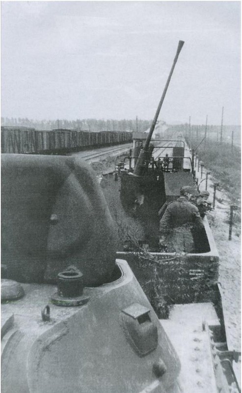 Бронированные поезда.