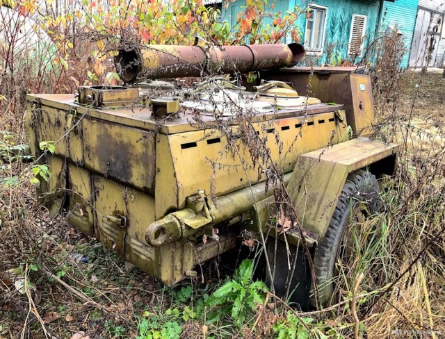 Нашёл в кустах военную передвижную кухню КП-130