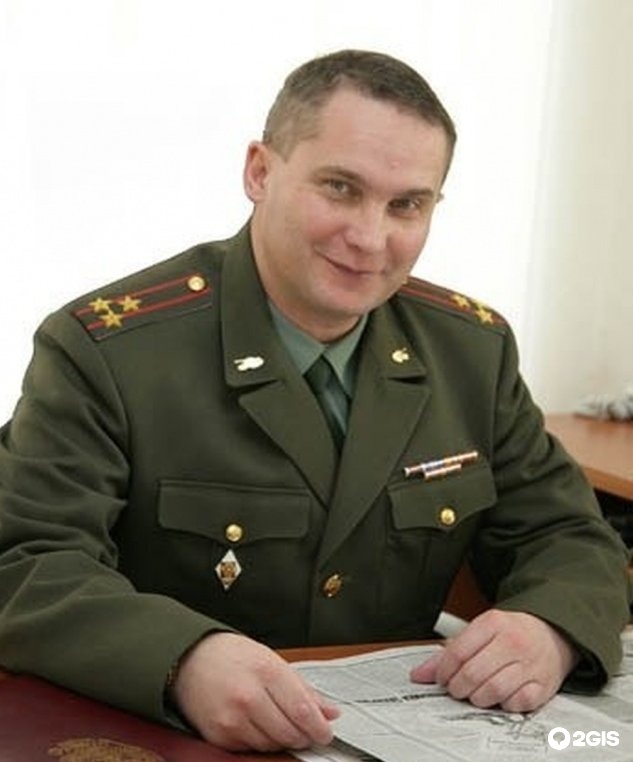 Эдвард Сноуден принял присягу и получил российский паспорт