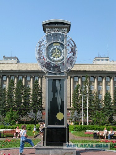 Часы в наших городах