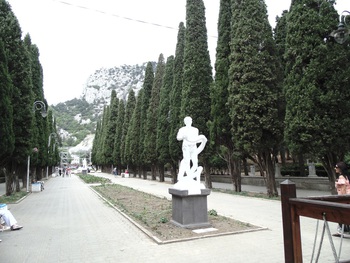 Сиськи, письки, котики! (а теперь про Крым!)