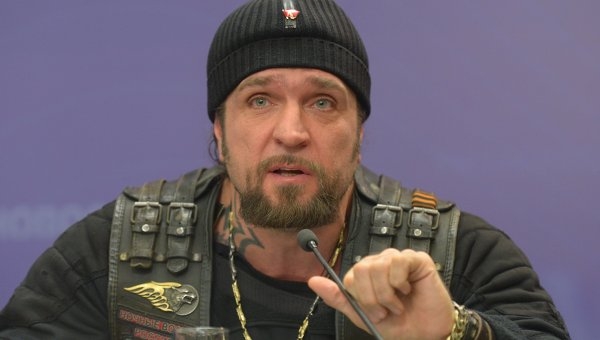Ради идеальной внешности этой девушке вырвали все зубы и сделали 20 операций