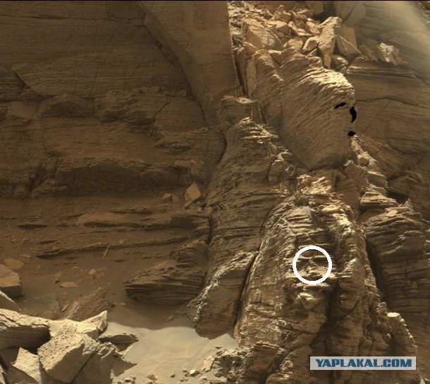 Получены первые цветные фото марсианских скал с зонда Curiosity.
