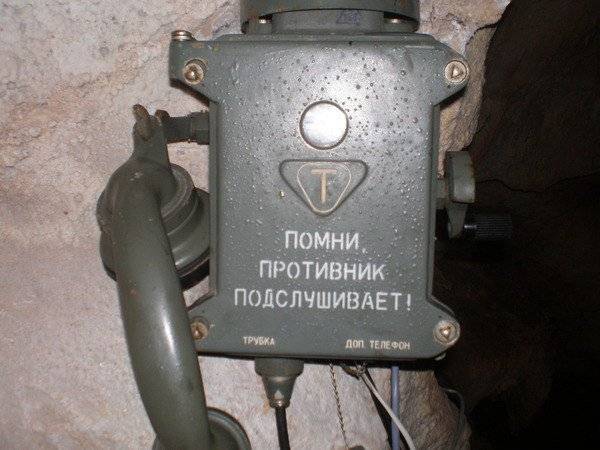 Педагогов массово отстранили от работы без сохранения зарплаты за отсутствие вакцинации