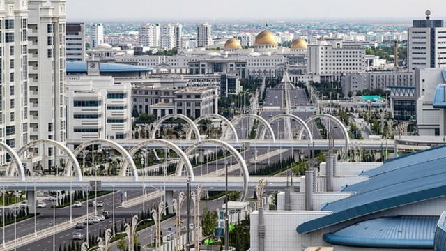 Украина нанесла удар по крымской буровой установке