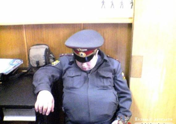 Украинские девушки - милиционерки