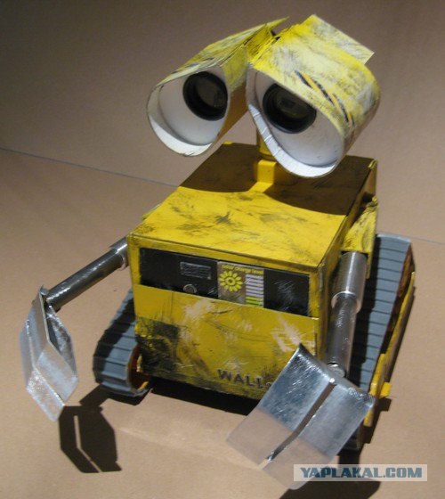 Моддинг: робот Валли (wall-e)