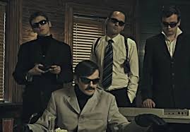 Я родилась в обеспеченной семье. Мои родители в конце 90-х сколотили состояние.