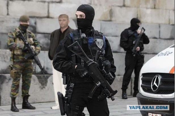 Брюссель стал похож на военную базу