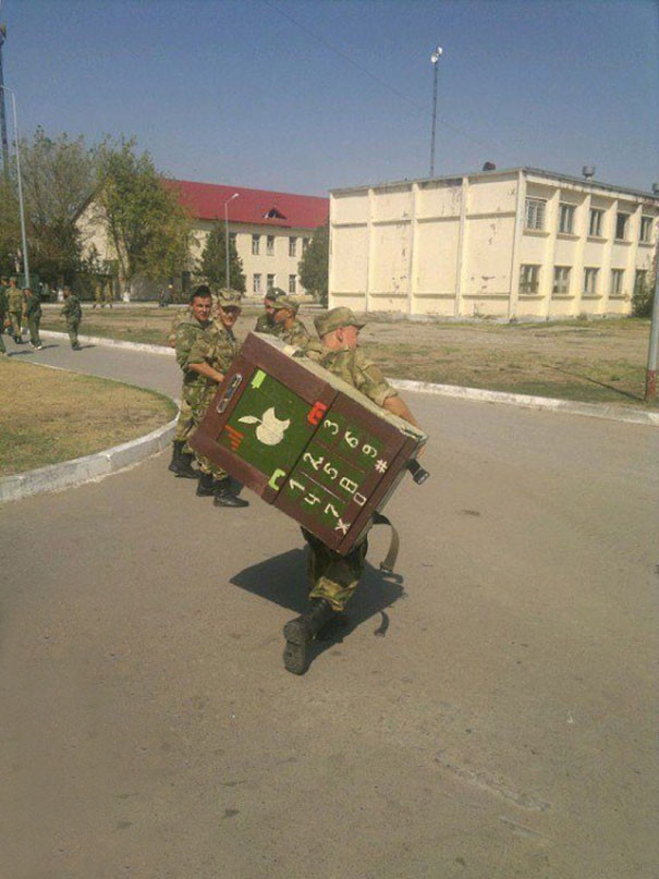 Армейский юмор, суровый и беспощадный