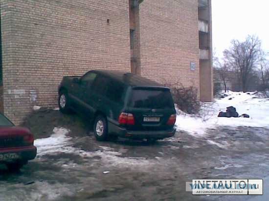 В Санкт-Петербурге появилась парковка для "быдла"