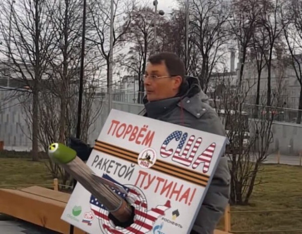 CNN: из-за теплой погоды и распутицы Россия не сможет вторгнуться на Украину 16 февраля