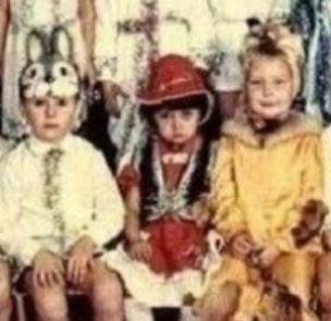 Проверьте, не из вашего ли детства фотка?