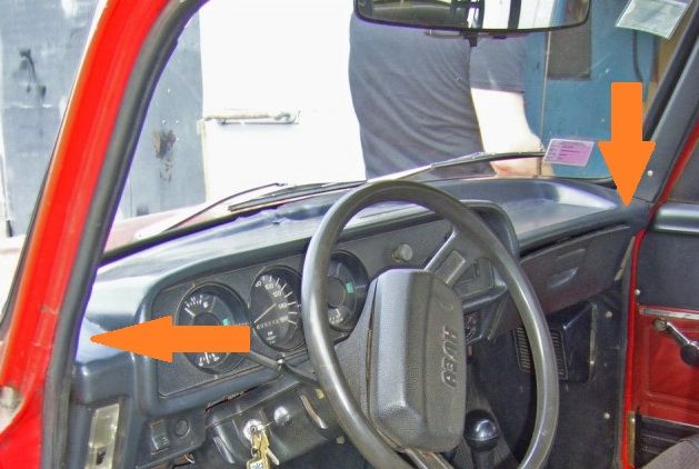 Настоящая жизнь. Х528ЕР: Желтый "Москвич" блондинки-кандидата наук