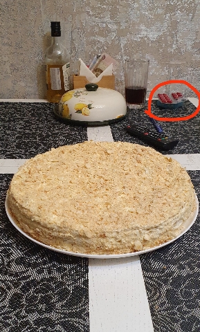 Почему женщины одним "дают" сразу, а других матросят месяцами