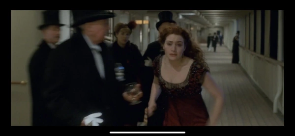 Эти киноляпы в «Титанике» заметили спустя 20 лет. Внимание на кулон Розы
