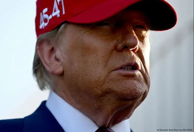 Трамп: «Трансгендерному безумию» в США придет конец