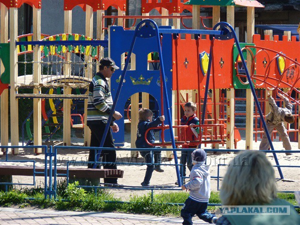 На окраине Славянска началась перестрелка