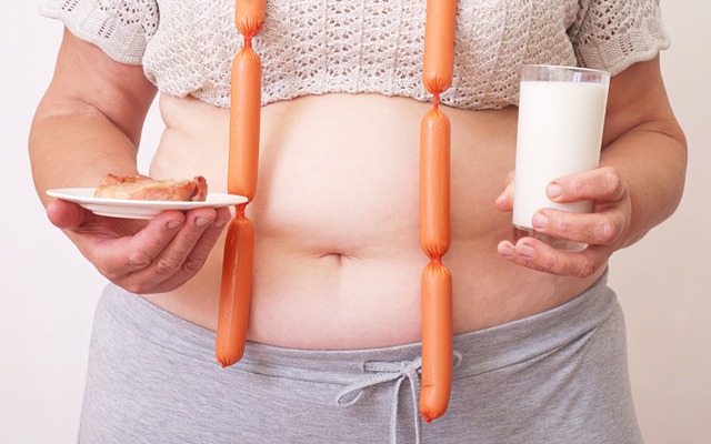 Интернет поддержал модель plus size в битве с сетевыми «троллями»