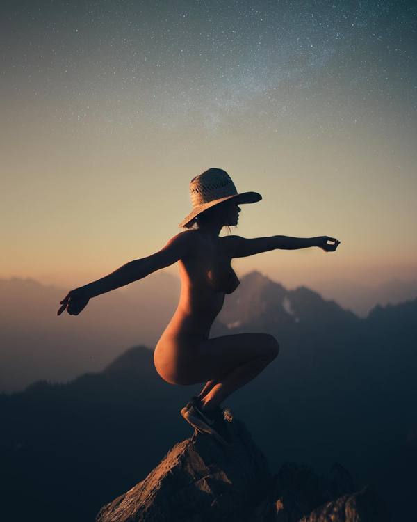 Sara Underwood. немного 18+