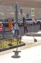 Впусти меня, мразь, мне срочно надо к другу