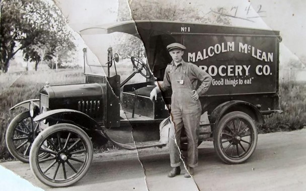 Как один водитель заставил мировую торговлю сыграть в ящик