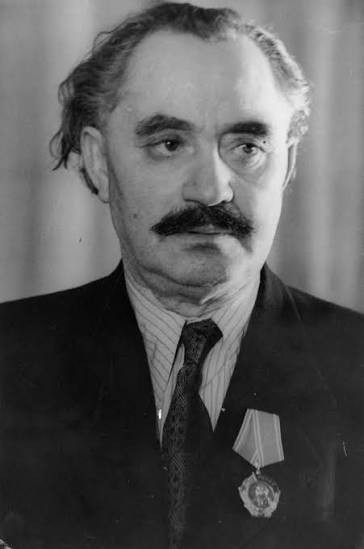 История ставит дилемму