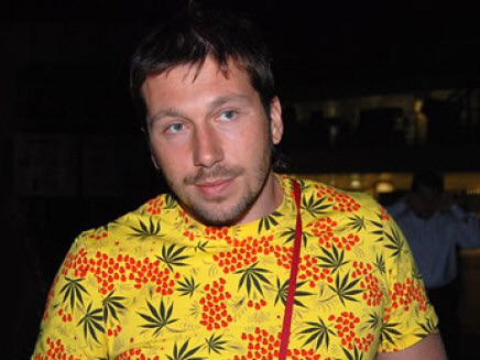 Чичваркин жжет