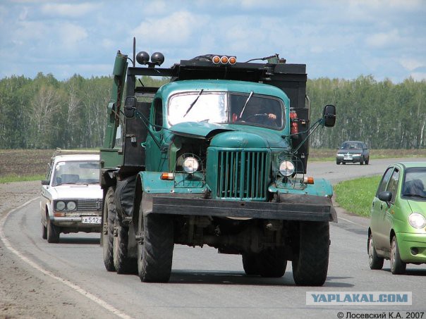 Подборка старых ''трудяг'' на дорогах России